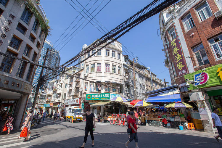 蓝天美食港式餐厅_蓝天餐厅美食港式店_蓝天特色美食餐饮店